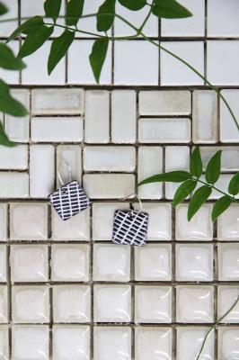 ピアス　Black　and　White　Square　Earrings