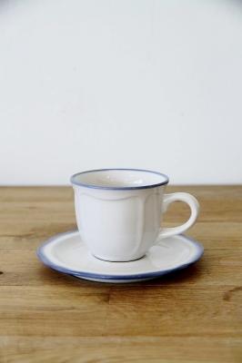 カップ＆ソーサー