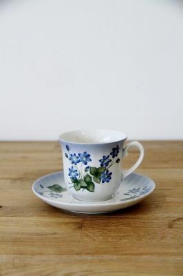 カップ＆ソーサー