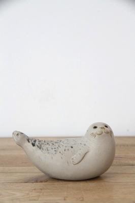 置物　アザラシ