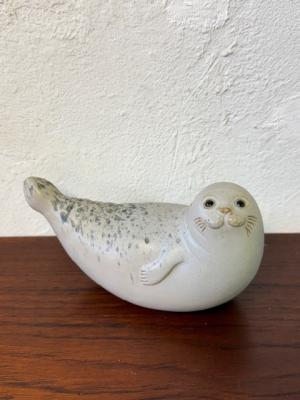 置物　アザラシ