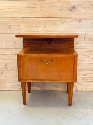 ナイトスタンド　北欧　スウェーデン　ヴィンテージ