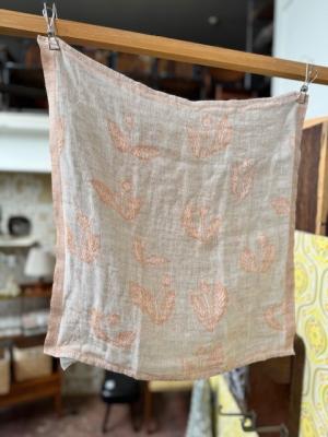 リネンタオル　KESAKUKKA　46×46ｃｍ　linen-cinnemon