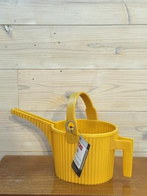 ジョーロ　ガーデンビートル　MUSTARD　1.5L
